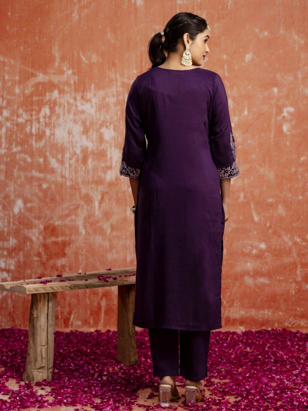 VP 9696 Women Kurta and Pant Sets Chanderi Silk Blend